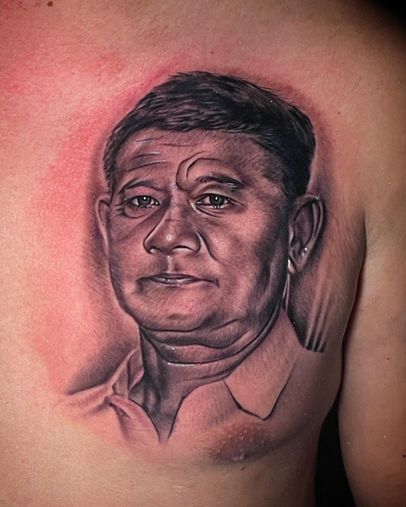 This tattoo has an unbelievable story. Portraits on the chest are of my  clients parents and grandparent, the rest is from the painting “Cut… |  Instagram